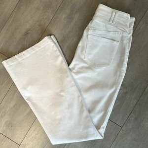 BCBGMAXAZRIA NWOT High Waist Flared Denim Jeans, Size 29